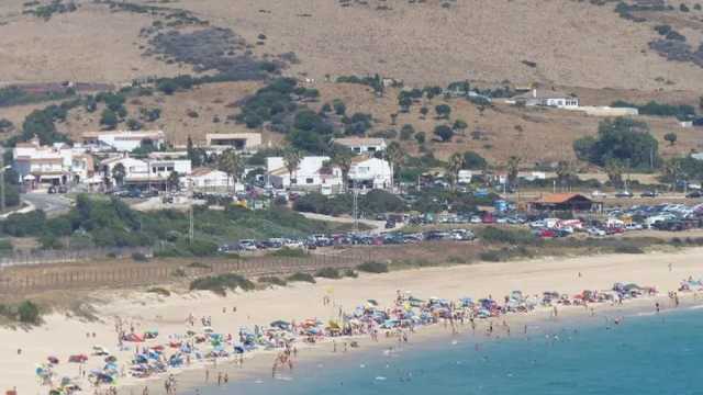 Descubre la Playa de Bolonia en Cádiz un oasis en el sur de España. (Foto: Wikimedia)